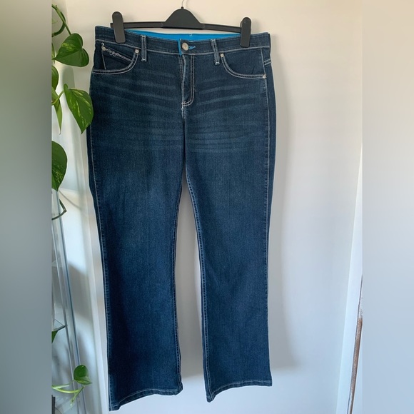 Q Baby by Wrangler SZ:11/12 - Picture 1 of 3